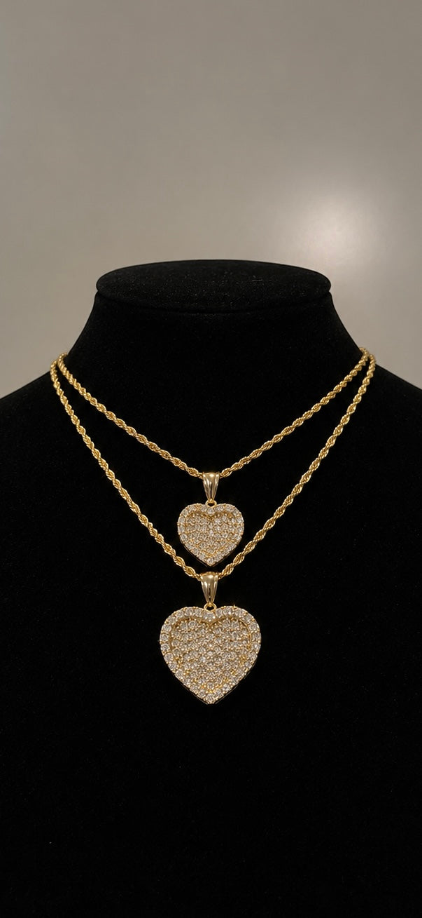 WHITE DIAMOND HEART NECKLACE